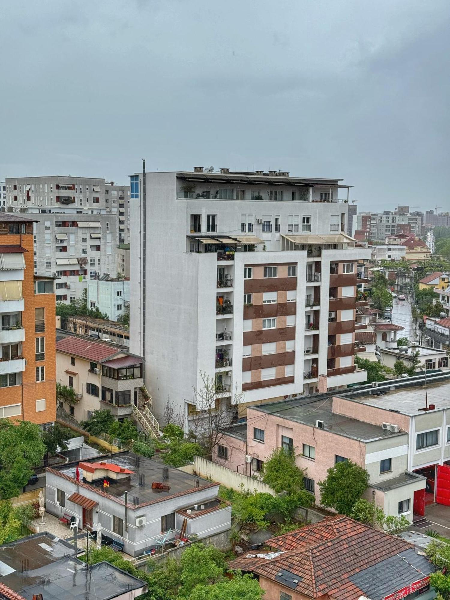 Apartment Ohana Tirana
